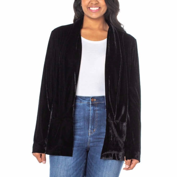 Well Worn Ladies' Velvet Cardigan - Picture 5 of 5